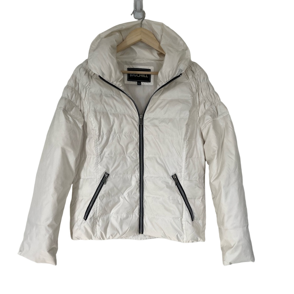 White Down-filled Puffer Jacket Winter Coat Y2K Inspired Big Chill Jacket Size L